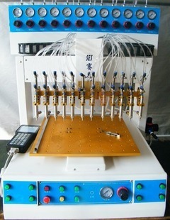 八色臺式滴塑機 PVC與硅膠商標、吊飾生產的精密之選