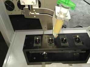 供應蘇州控諾四軸點膠機 柜式帶CCD視覺系統的高精度點膠解決方案